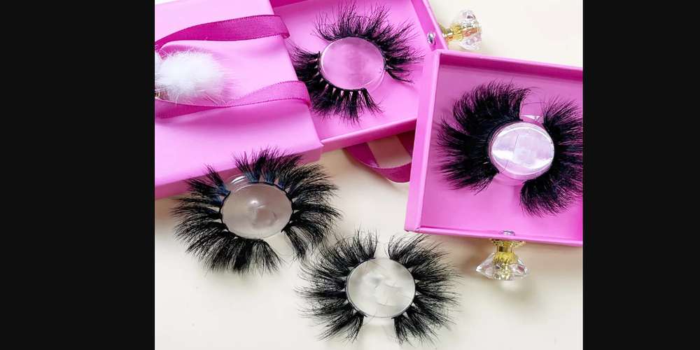 What Are Mink Lashes?